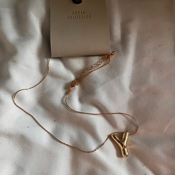 Urban Outfitters 14k Gold Plated Bubble Initial Charm Necklace - Picture 3 of 3